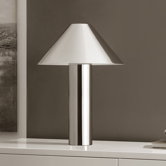 Safavieh Pia 20.5" Modern Metal Table Lamp with Chrome Shade