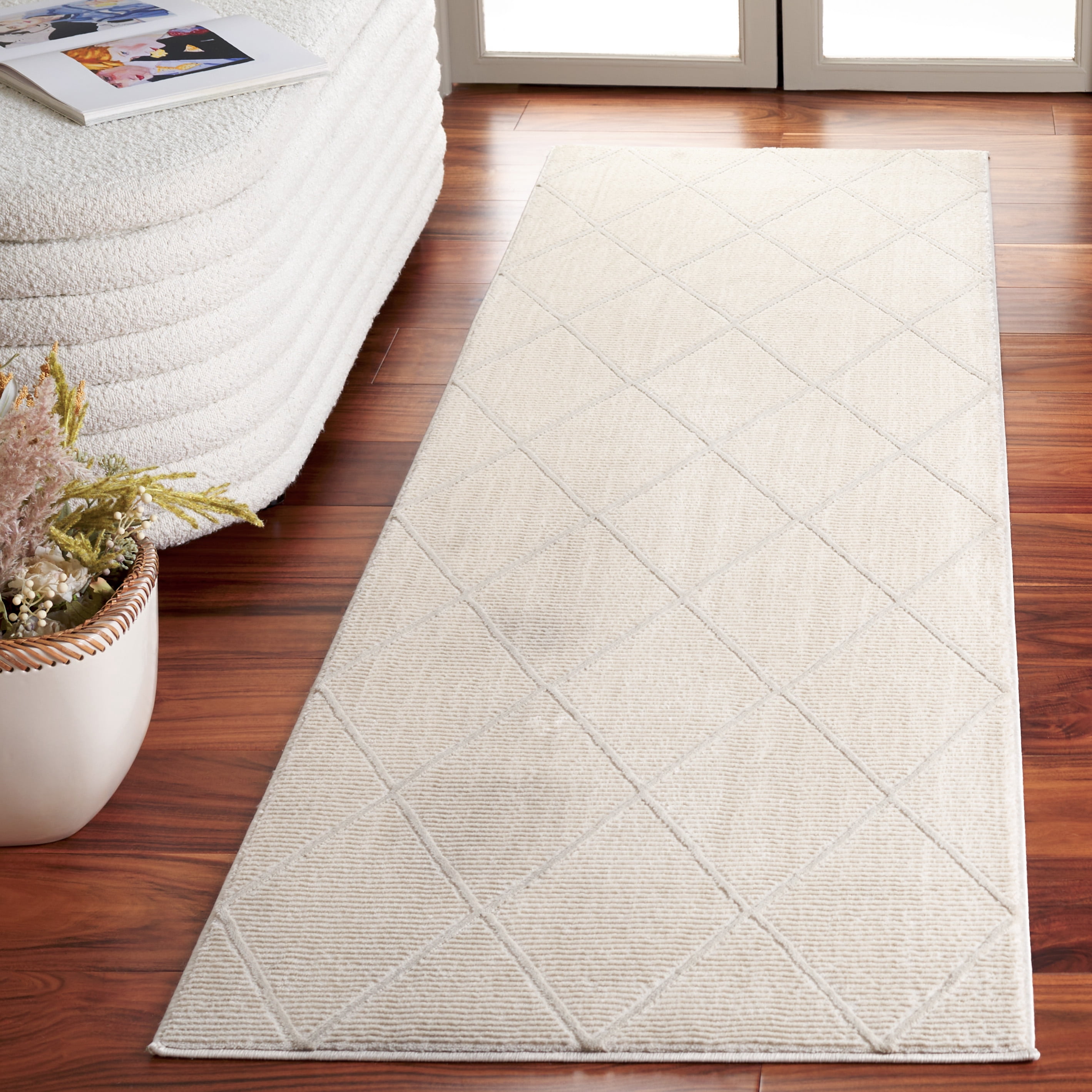 Safavieh Revive Lorrin Diamond Polyester Runner Rug, Ivory, 2'3" x 8'