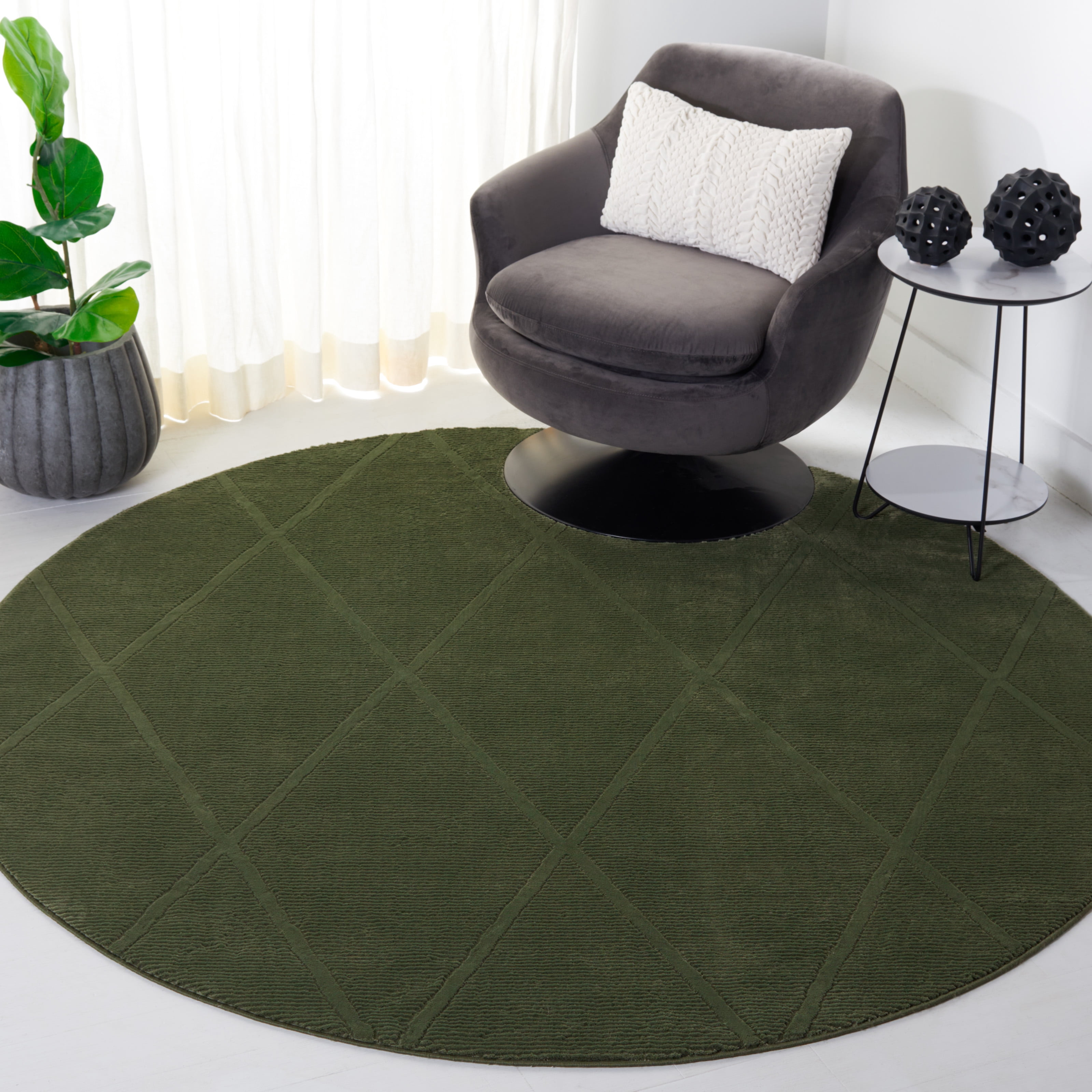 Safavieh Revive Lorrin Diamond Polyester Area Rug, Green, 5'3" x 5'3" Round