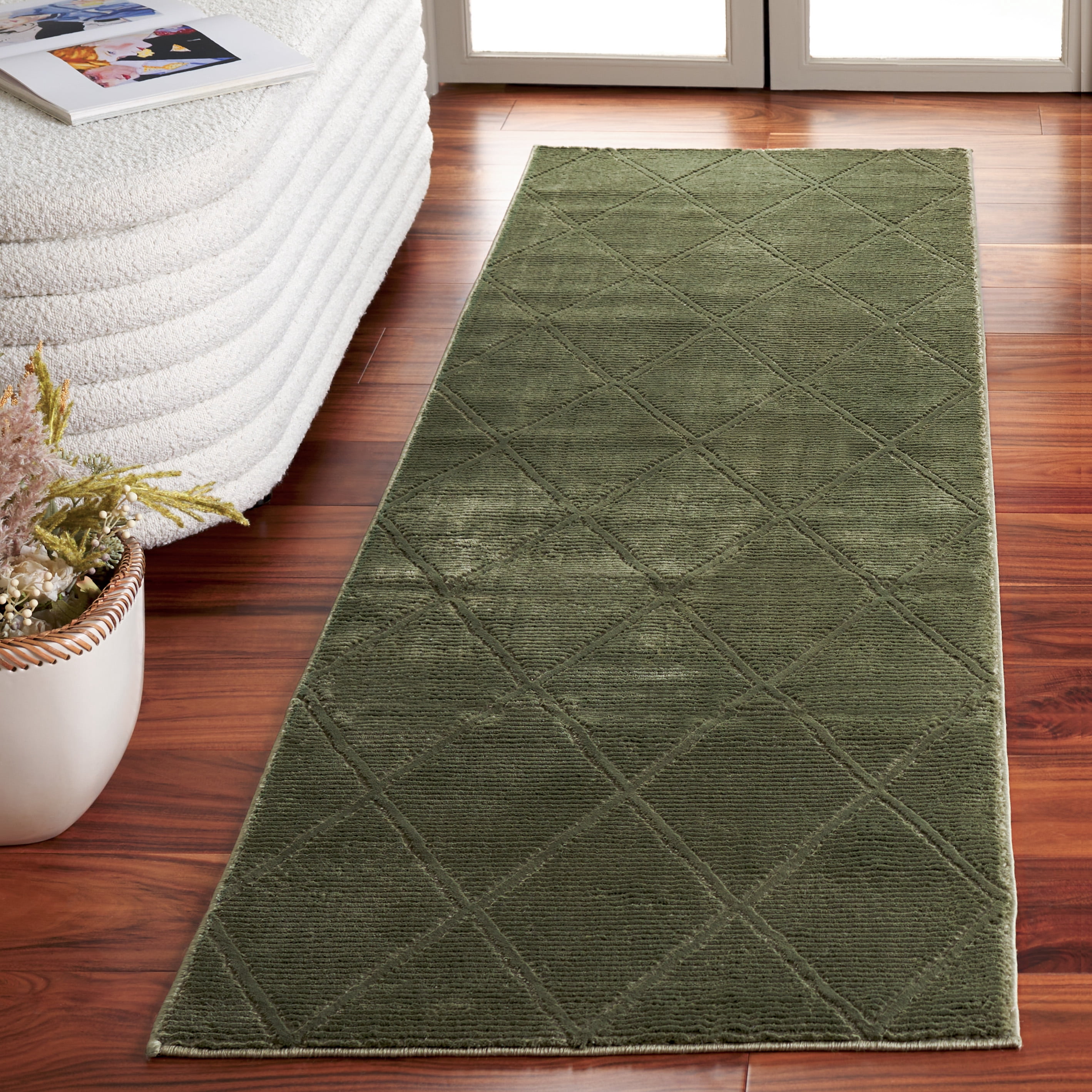 Safavieh Revive Lorrin Diamond Polyester Runner Rug, Green, 2'3" x 12'