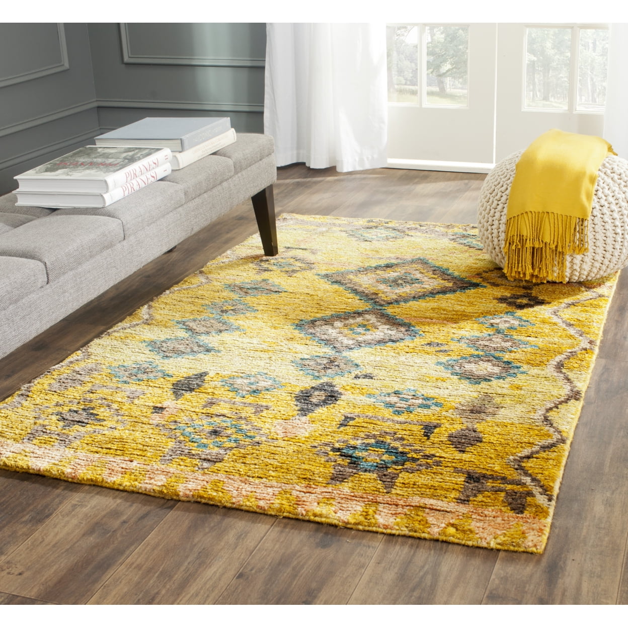 Bohemian Gold & Ivory Hand-Knotted Wool-Blend 4'x6' Area Rug