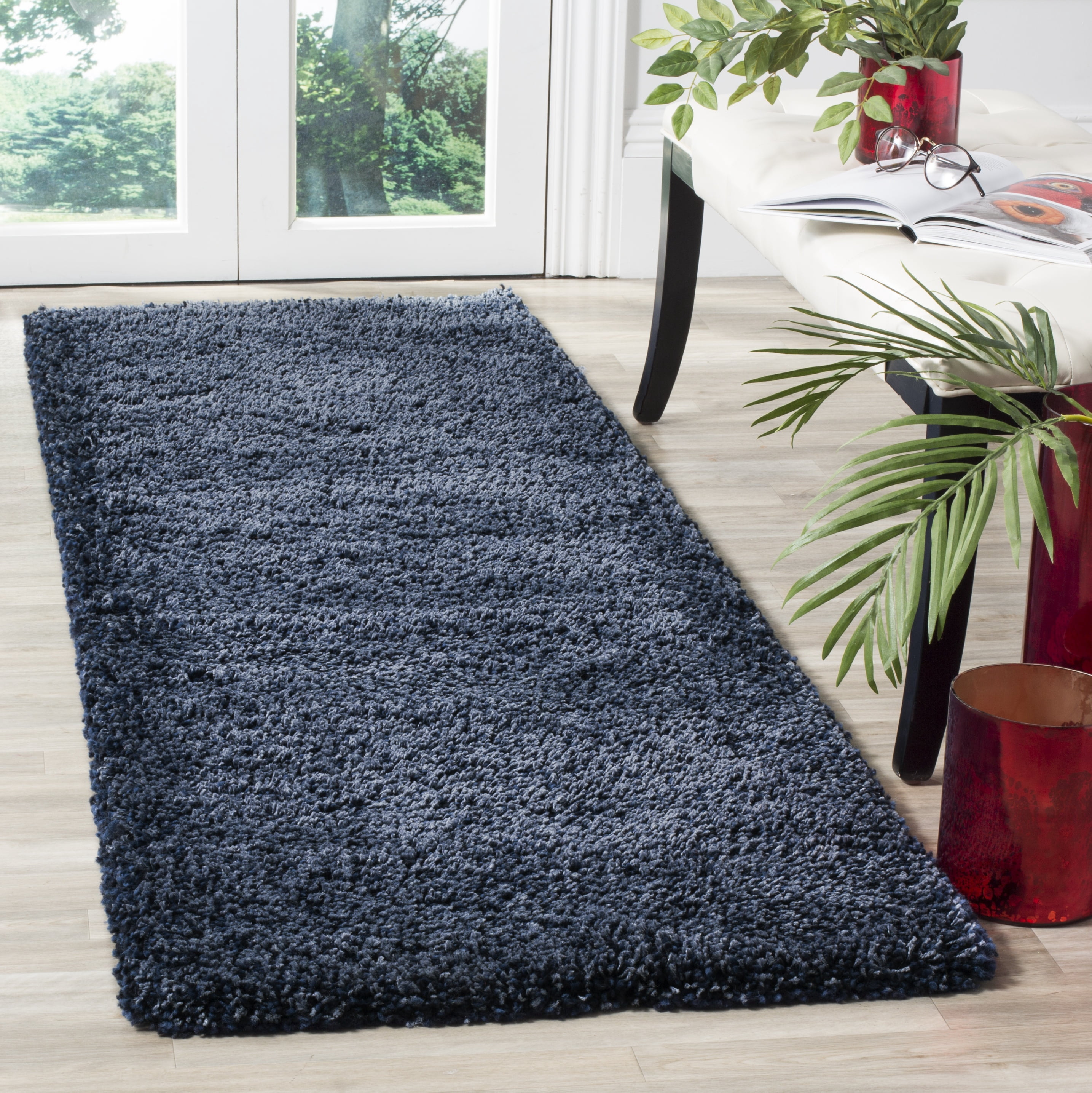 Safavieh Santa Monica Cali Solid Shag Runner Rug, Navy, 2'3" x 5'