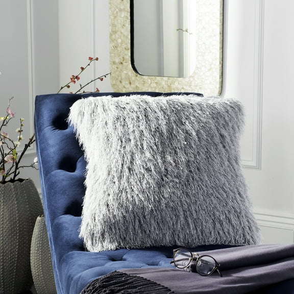 Safavieh Shag Modish Metallic Solid Plush Pillow