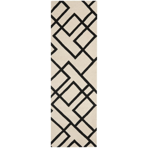 Safavieh Soho 2'6" X 8' Hand Tufted Wool Rug in Beige and Black