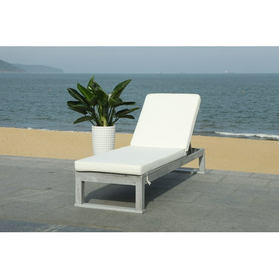 Safavieh Solano Outdoor Contemporary Patio Sunlounger with Cushion