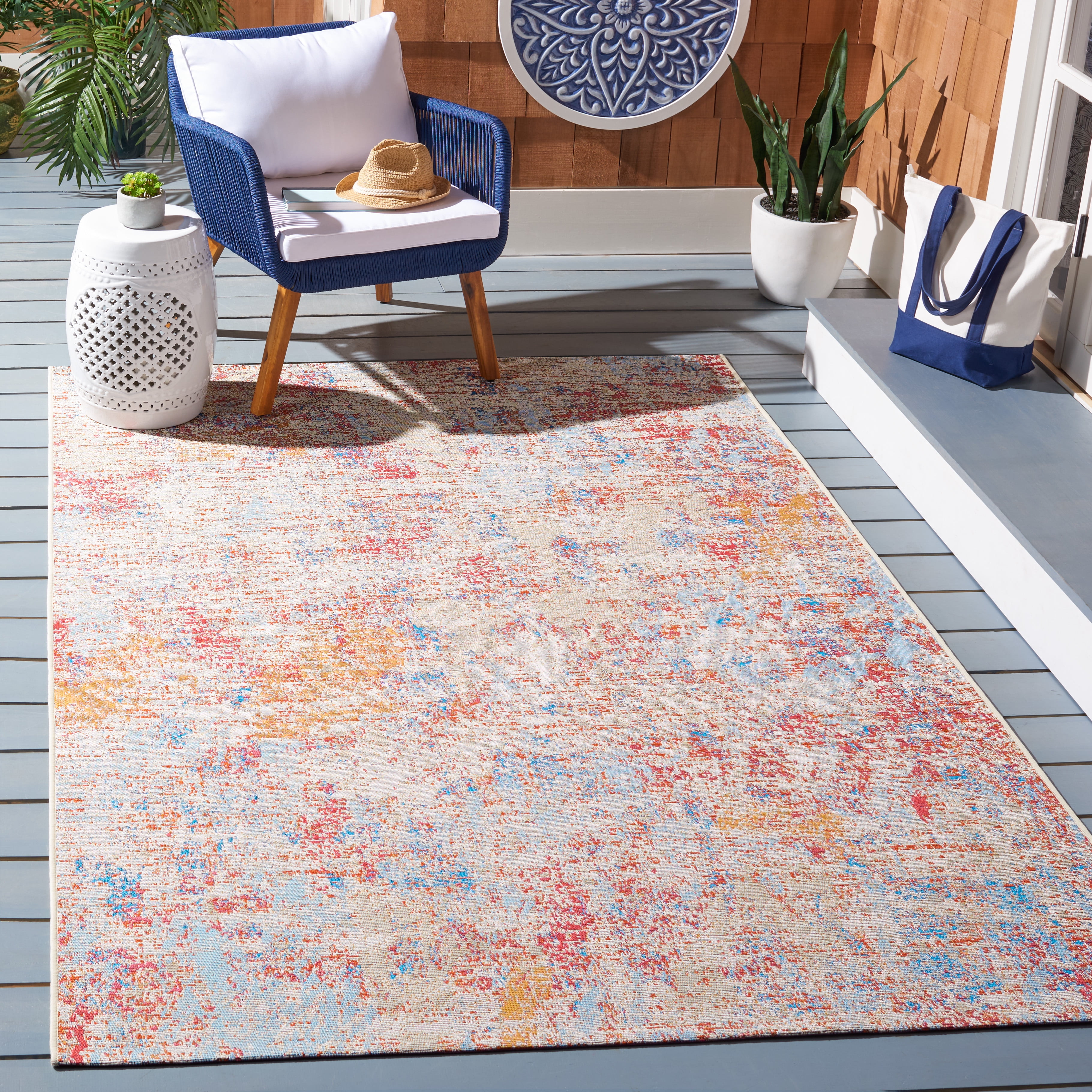 Safavieh Summer Ladonna Outdoor Abstract Distressed Area Rug, Ivory/Light Blue, 6'7" x 6'7" Round