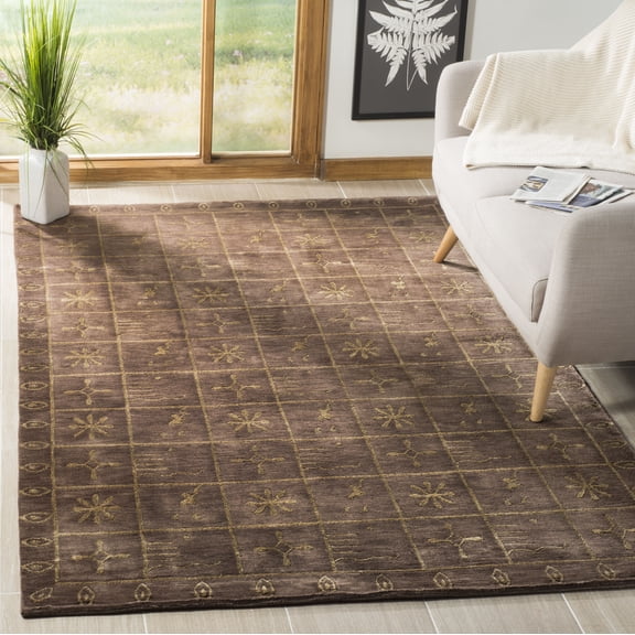 Safavieh Tibetan Bertha Geometric Area Rug, Assorted, 5' x 8'