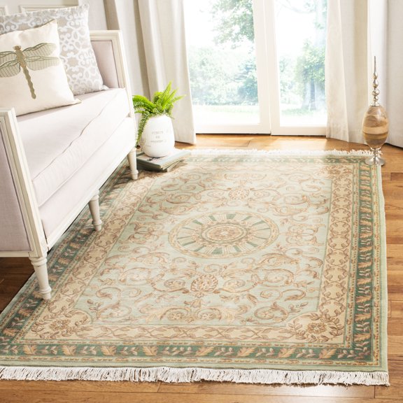 Safavieh Versailles Celandine Oriental Wool Area Rug, Assorted, 4' x 6'