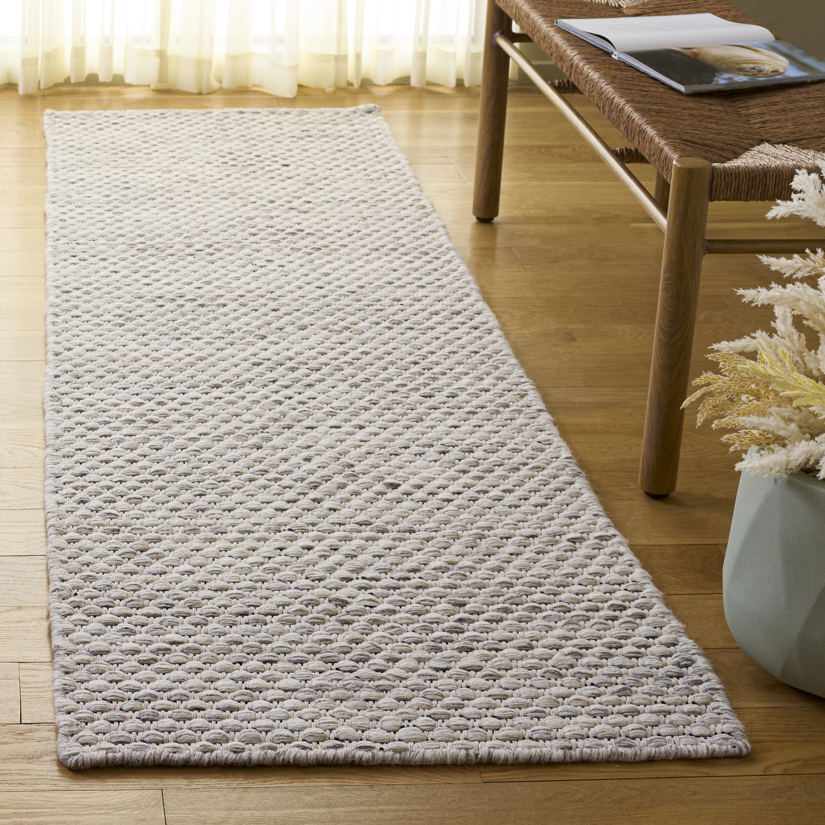 Safavieh Vermont Brigham Solid Color Runner Rug, Ivory/Gray, 2'3" x 8'