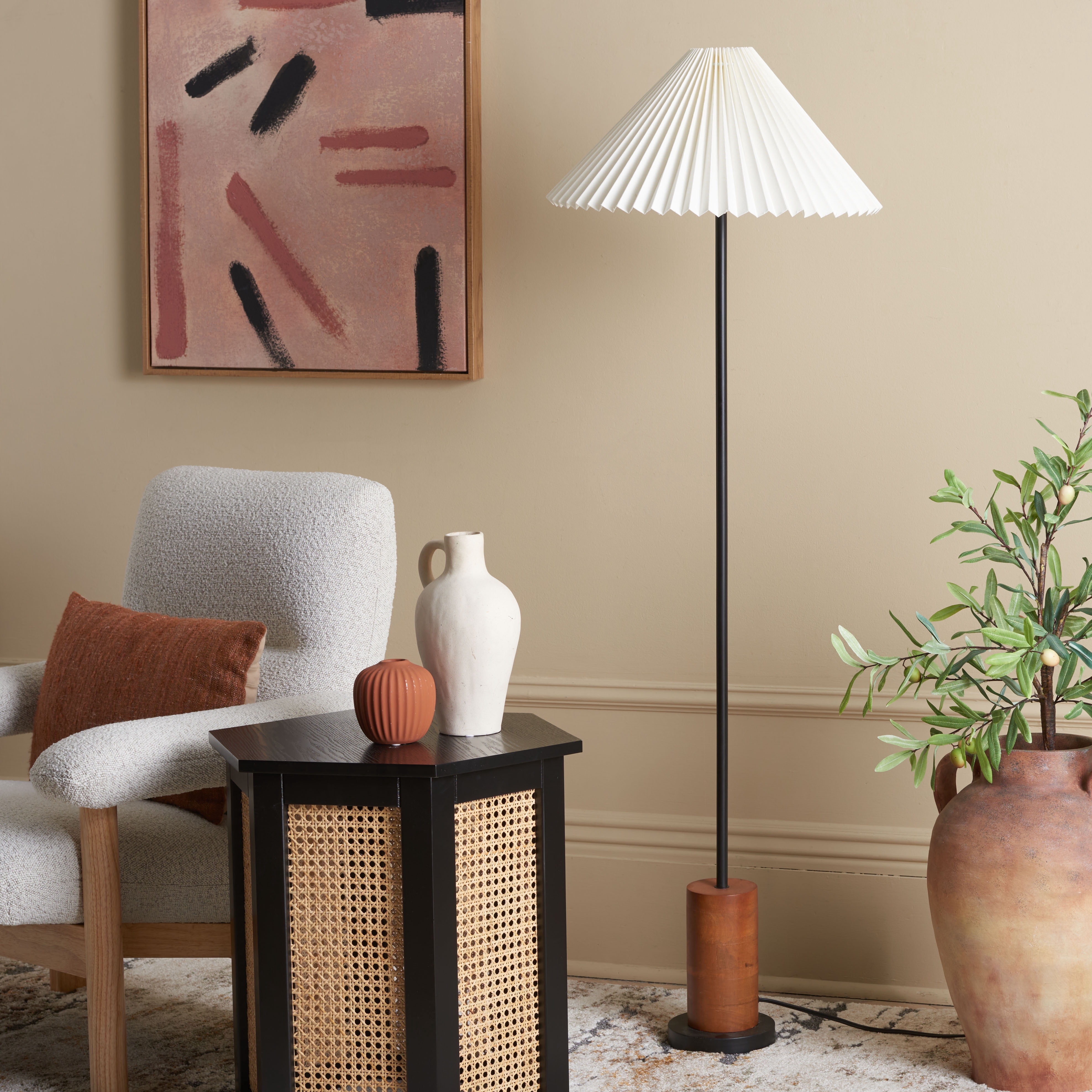 Safavieh Willa 55" Mid-Century Walnut/Black Floor Lamp
