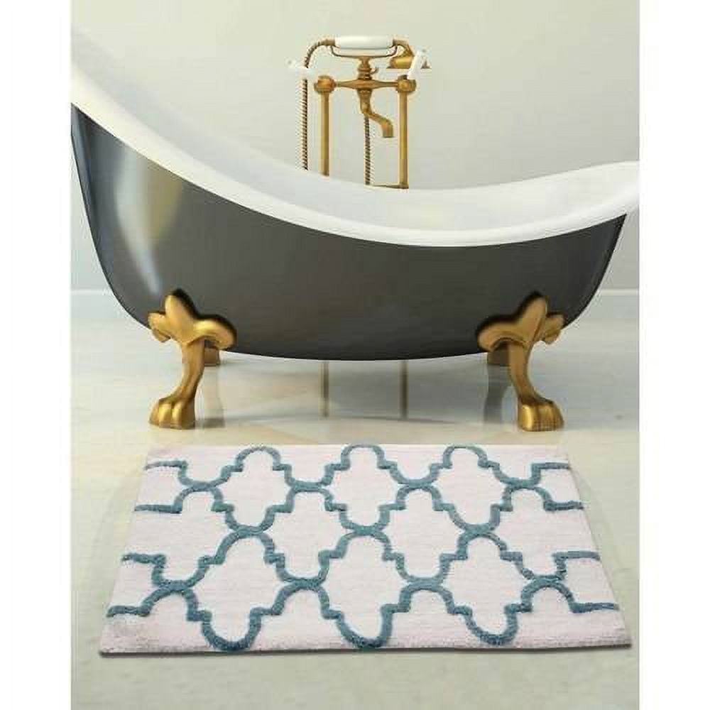 White and Blue Cotton Geometric Bath Rug Set