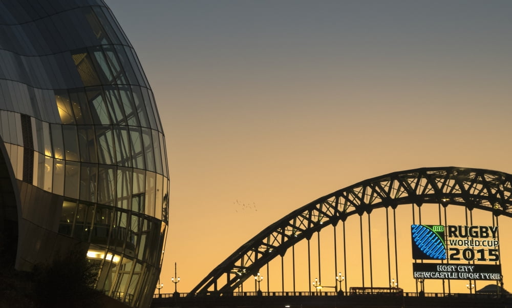 Sage Gateshead and the Tyne Bridge at sunset Gateshead Tyne and Wear England Canvas Art - John Short Design Pics (40 x 24)