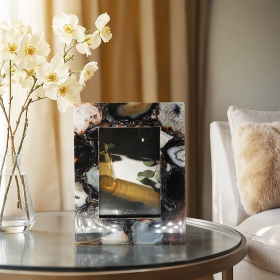 Sagebrook Home Agate Photo Frame for Timeless Beauty