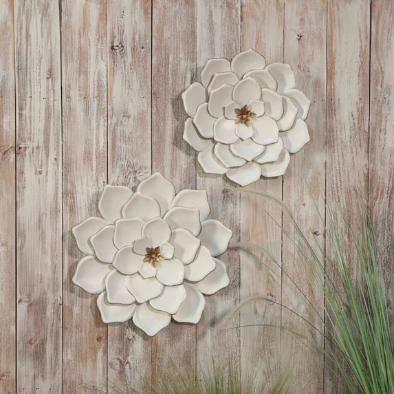 Sagebrook Home Contemporary Metal Flower Wall Decor