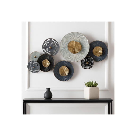 Metal Lily Pad Wall Art for Home Decor - Wall Accent for Bedroom, Living Room, and Bathroom Display - Hanging Display Accent for Office, Hallway Styling, and Entryway Decor - 20", Gray & Black