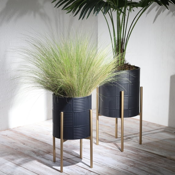 Sagebrook Homes decorative flower pots with metal stand, set of 2, Black and Gold, 23in, 19in