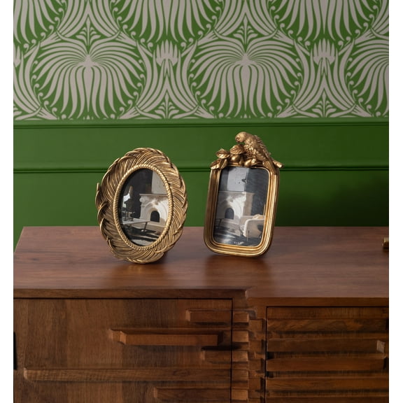 Sagebrook Home's Gold Resin Bird Photo Frame, 4x6, Enchanting Polyresin and Glass Elegance