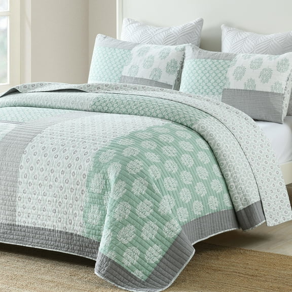 SahSahCasa Queen Size Quilt Set - 100% Cotton Lightweight Queen Quilt, Patchwork Farmhouse Floral Queen Quilted Bedspread, Green Grey White Reversible Queen Quilt Bedding Set All Season, 3 Pieces