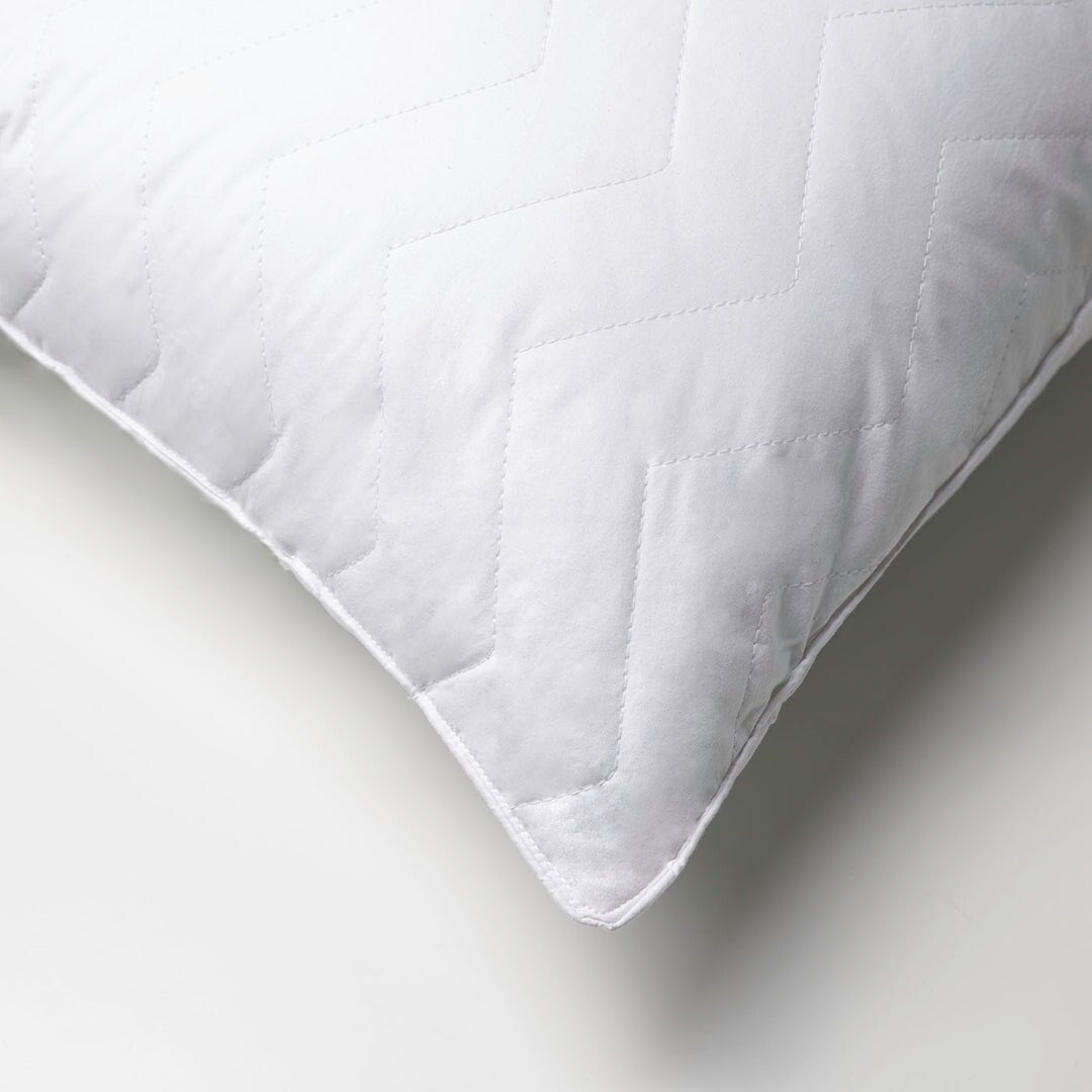 Sahara Nights Standard Hypoallergenic White Cotton Bed Pillow