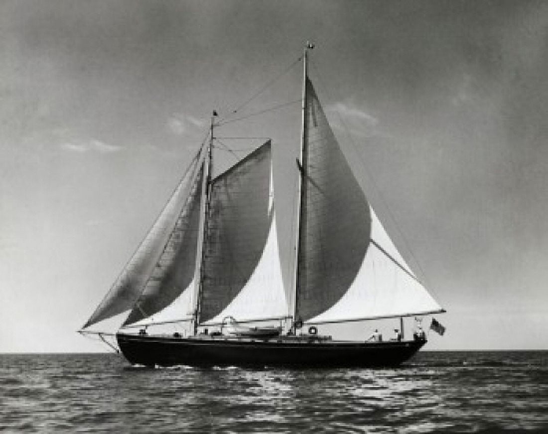 Sailboat in the sea Canvas Art - (24 x 36)