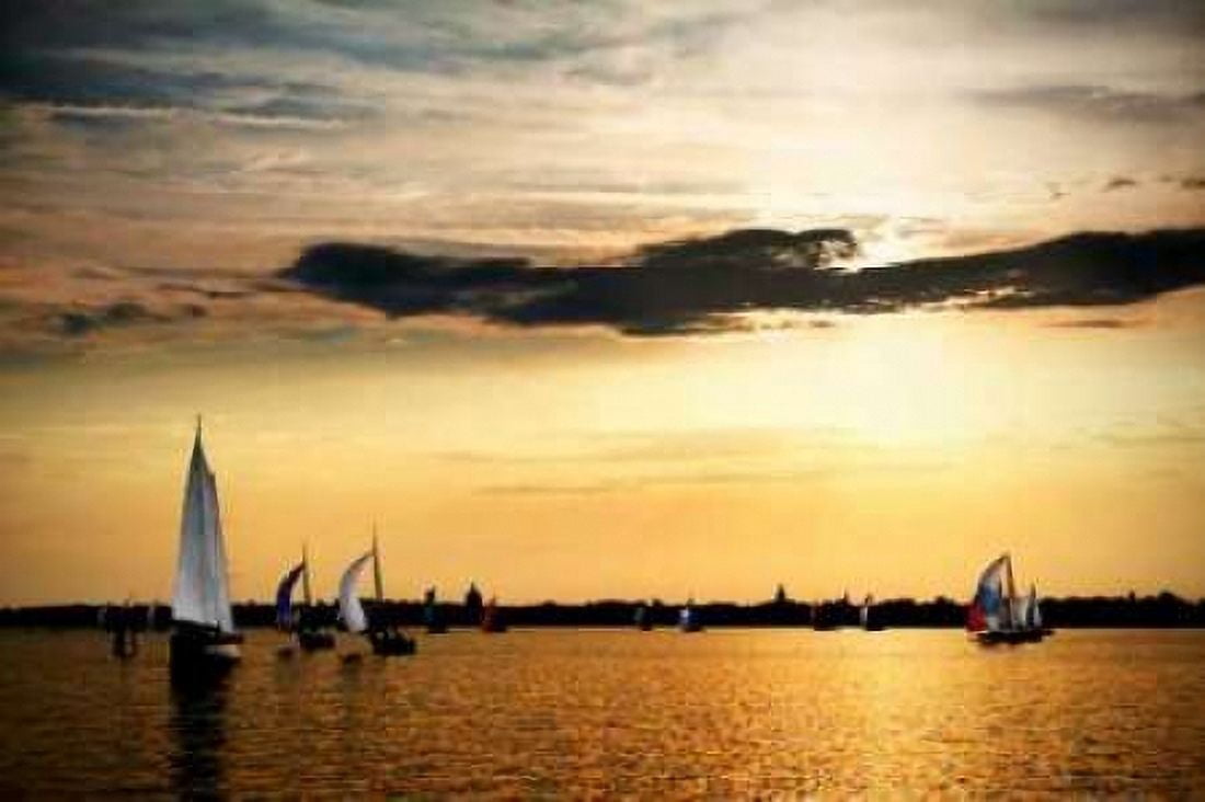 Sailing Home I Canvas Art - Alan Hausenflock (20 x 28)