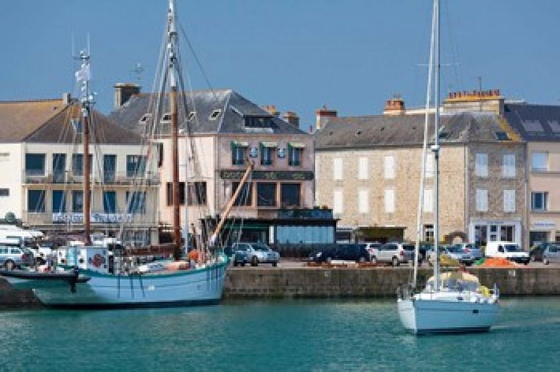 Saint Vaast La Hougue Normandy France Canvas Art - Walter Bibikow DanitaDelimont (28 x 19)