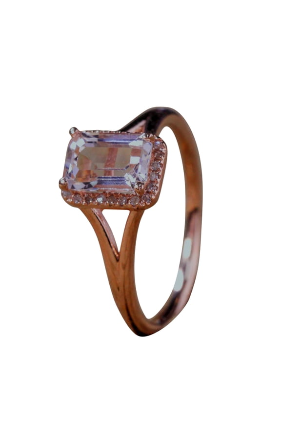 Sale: 1.25 Carat Peach Pink Real Morganite and Moissanite Split Shank Halo Engagement Ring with 18k Gold Plating