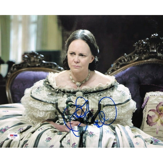 Sally Field Signed 'Lincoln' 11x14 Photo *Mary Todd Lincoln PSA AF57296