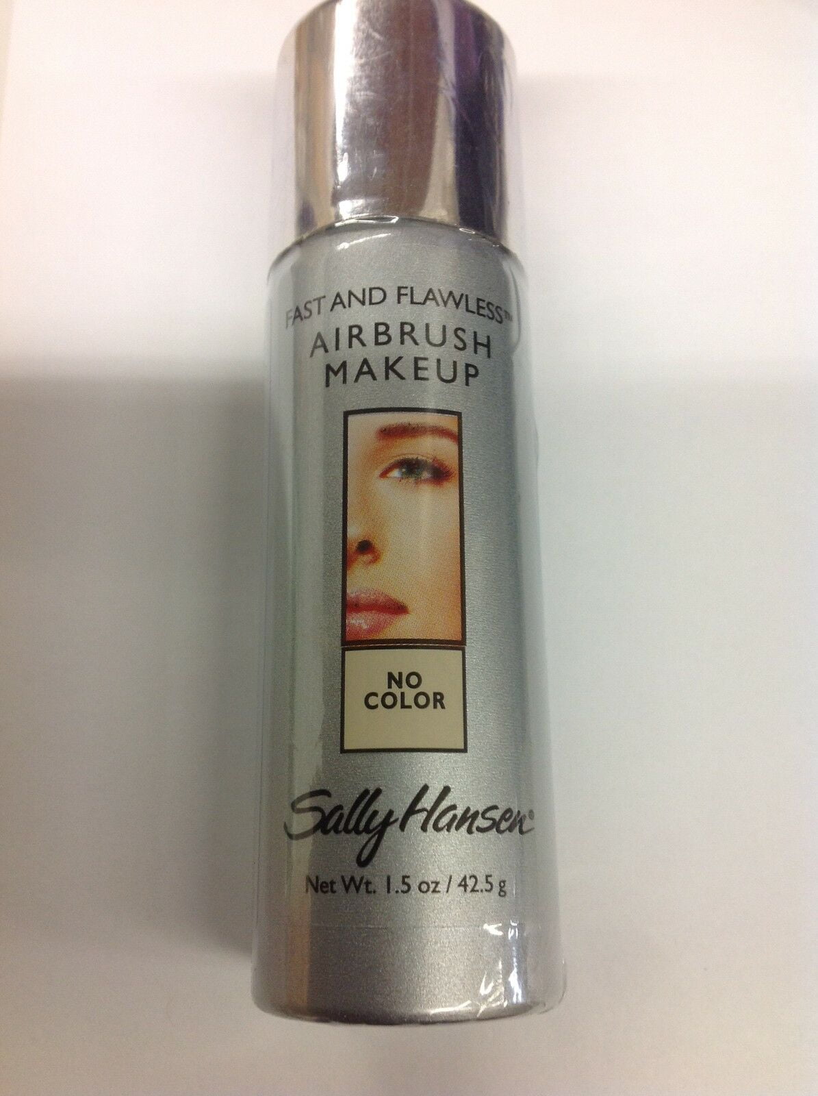 Sally Hansen Fast and Flawless Airbrush Foundation ( NO COLOR ) NEW.