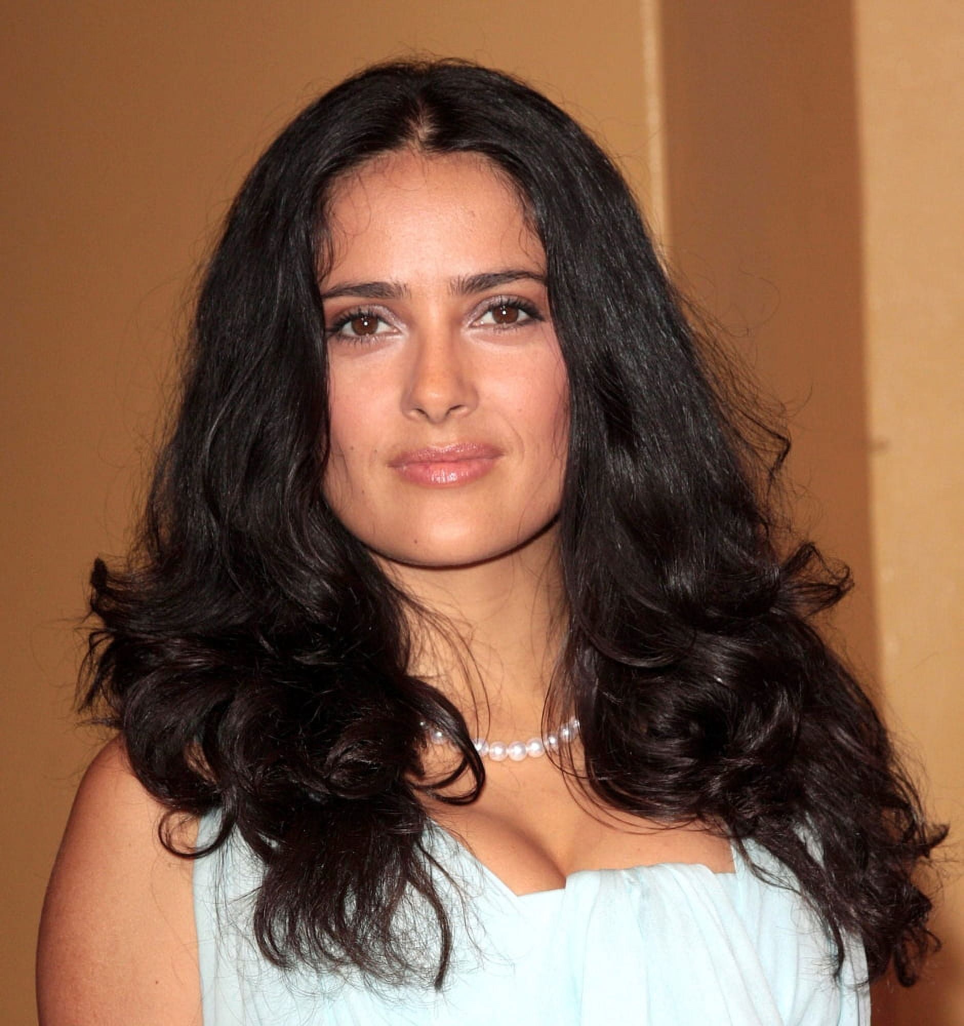 Salma Hayek At Arrivals For Premiere Of Vicky Cristina Barcelona Canvas Art - (16 x 20)