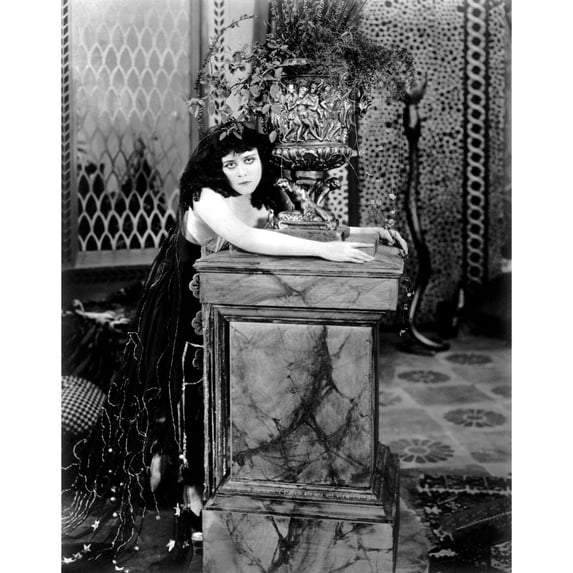 Salome Theda Bara 1918 Tm And Copyright ��� �20Th Century-Fox Film Corp. All Rights Reserved Photo Print (16 x 20)