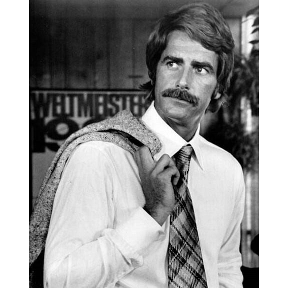 Sam Elliott looks dapper in shirt and tie 1976 Lifeguard 8x10 inch photo
