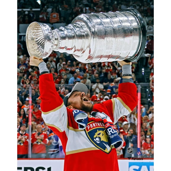 Sam Reinhart Florida Panthers Unsigned 2024 Stanley Cup Champions Raising Cup Photograph