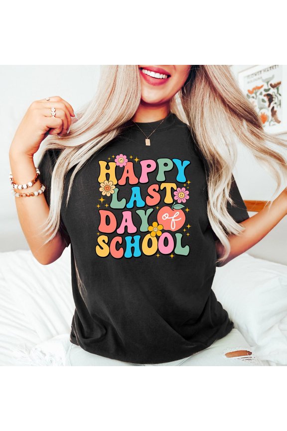 Happy Last Day Of School 70s Groovy Shirt End of School Shirt Great Gift Ideas Men Women Summer Break Shirt Teacher Shirt Finals Week Shirt All Size S-5XL