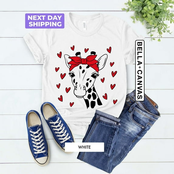 Sam Soft Love's Day Giraffe Shirt, Giraffe With Heart Shirt, Women Love Gift, Love T-Shirt, Cute Love Day Shirt, Love Day Tee