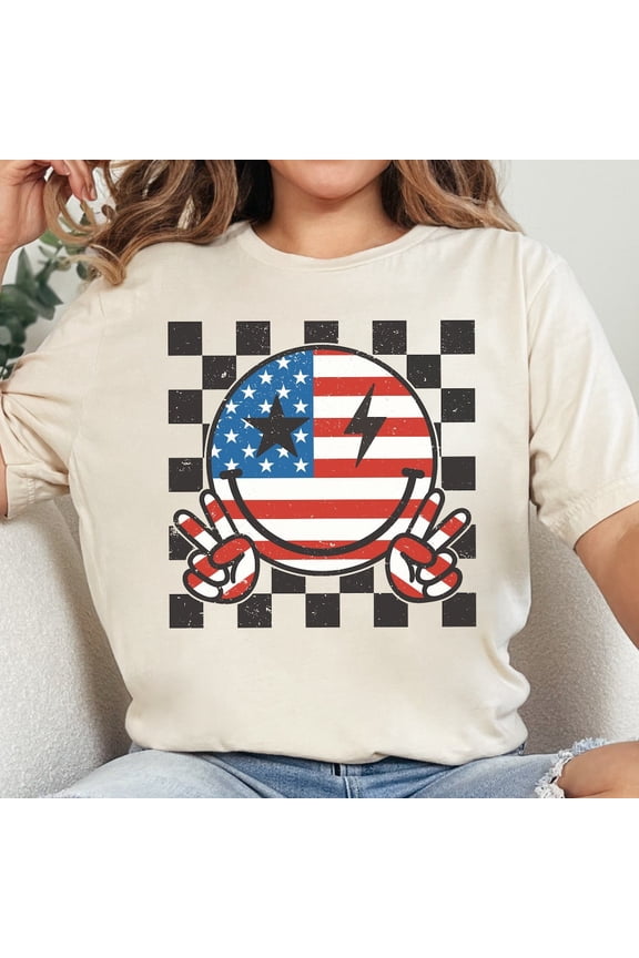 Retro America Smiley Face Shirt, Red White and Blue Checkered T-shirt, USA Smiley July 4 Tee, Retro American Patriotic Gift, Patriotic TeeFull Size S-5XL