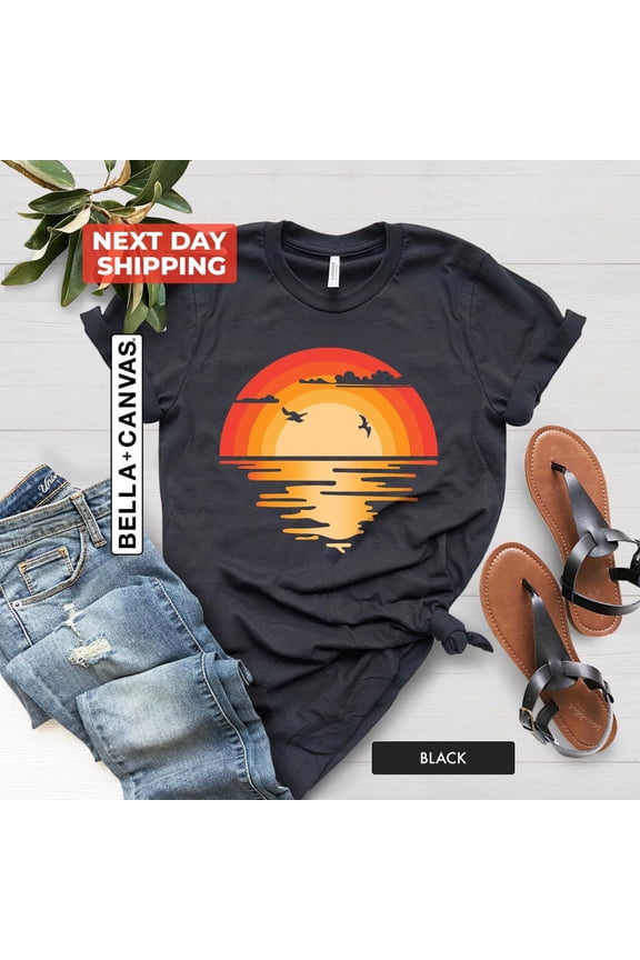 Sunset Sunshine Shirt, Women's Summer Shirt, Beach Lovers, Sunset Design Tee For Women's, Summer Tee, Vacation Shirt for Retro Summer Tee