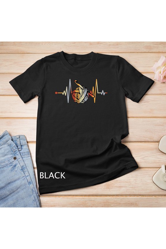 Vintage Retro Distressed Heartbeat Crochet Knitting Gift T-Shirt Unisex T-Shirt
