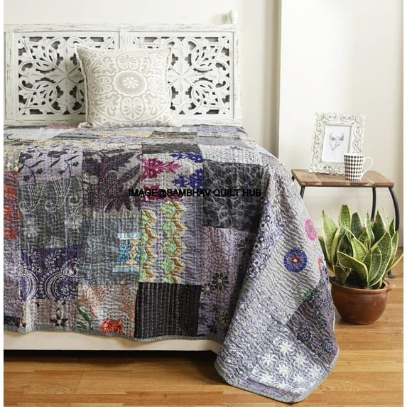 Sambhav Quilt Hub Khambhadiya Kantha Gray Cotton Embroidery Patchwork Quilt, King
