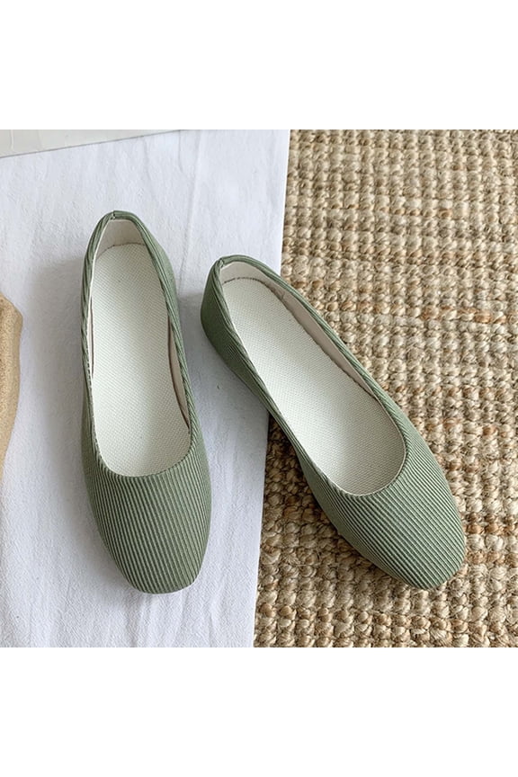 Slip On Shoes for Women Closed Toe Classic Round Toe Loafers Ribbed Textured Upper Minimalist Lightweight Casual Everyday Walking Flats