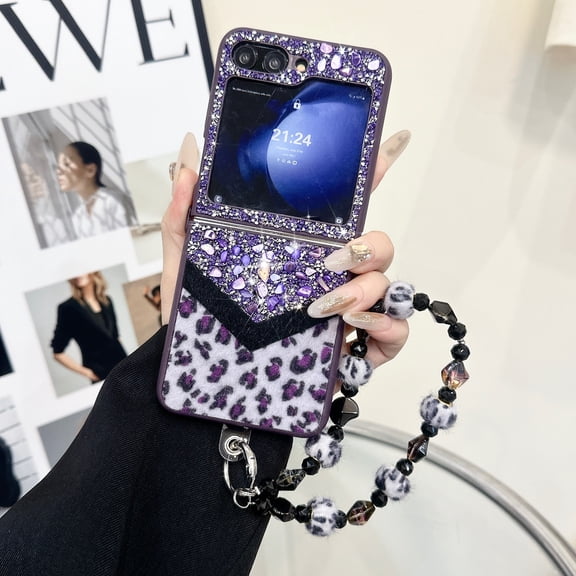 for Samsung Galaxy Z Flip 7 FE Case with Leopard Print Wrist Strap, Leopard Pattern Plush Fashion Stone Design Shockproof Protective Phone Case with Bracelet for Samsung Galaxy Z Flip 6, Purple