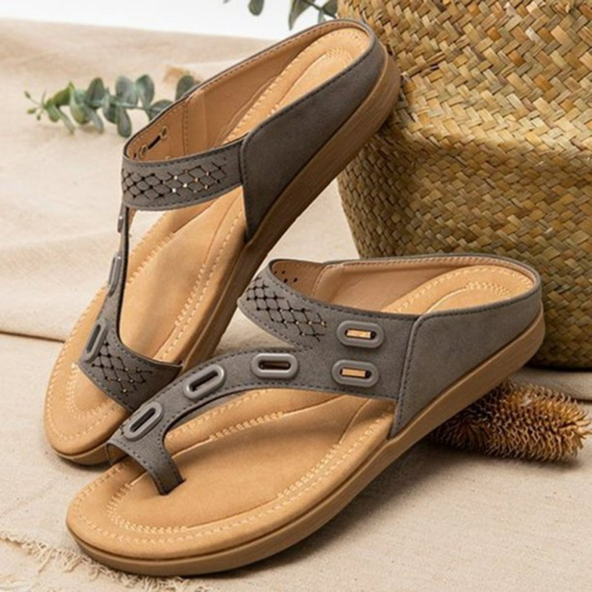Sandals Women, Comfortable Flip Flops for Women with Arch Support ...