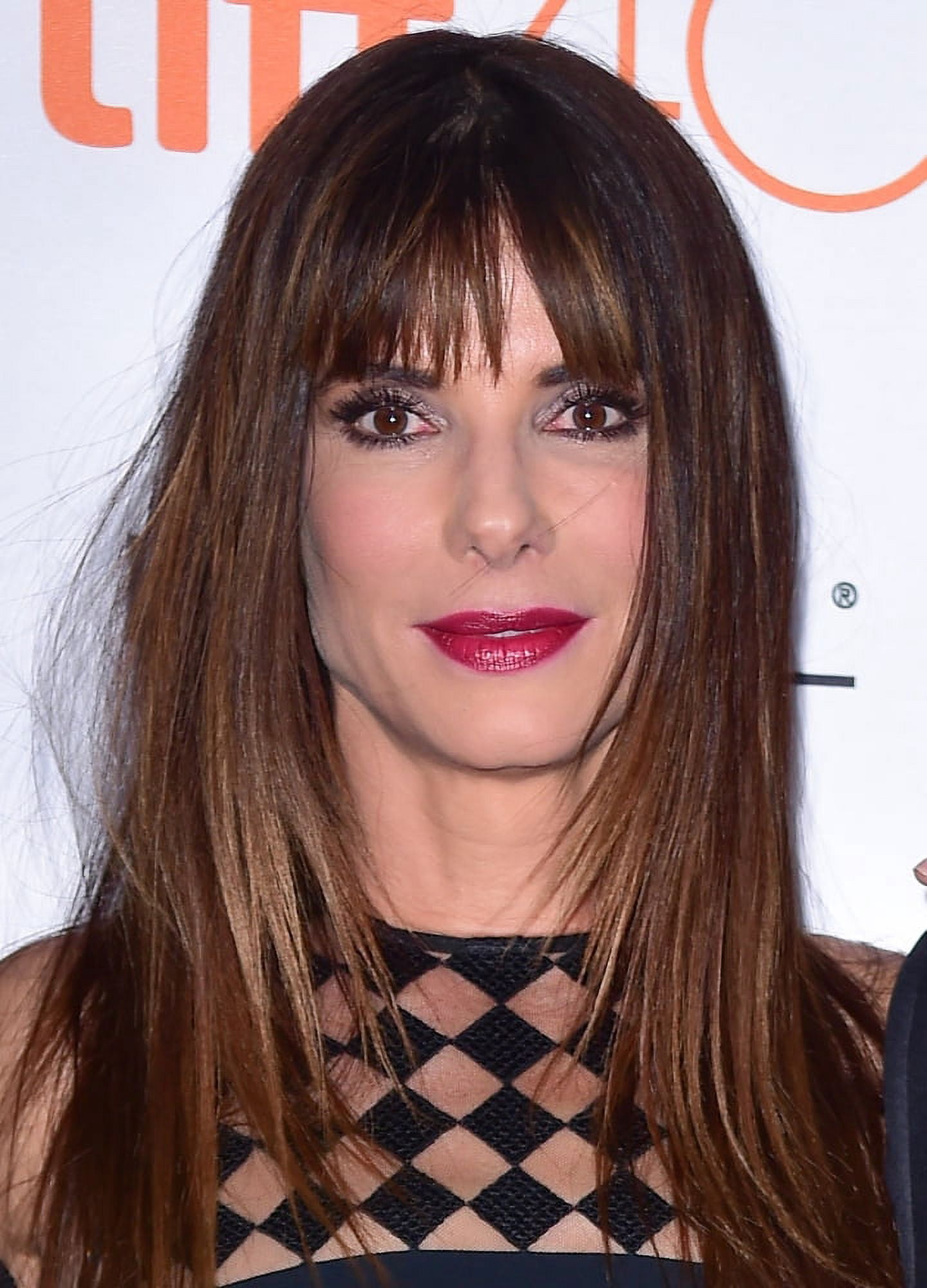 Sandra Bullock At Arrivals For Our Brand Is Crisis Premiere At Toronto International Film Festival 2015 Canvas Art -  (16 x 20)