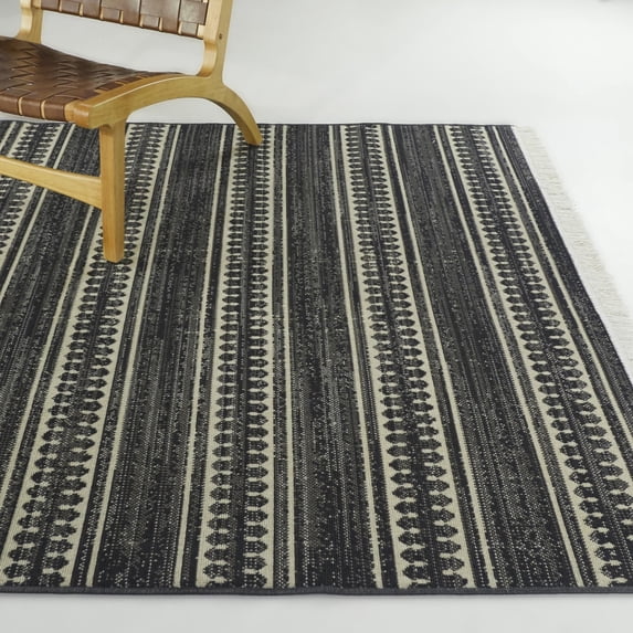Sandra Contemporary Striped Area Rug