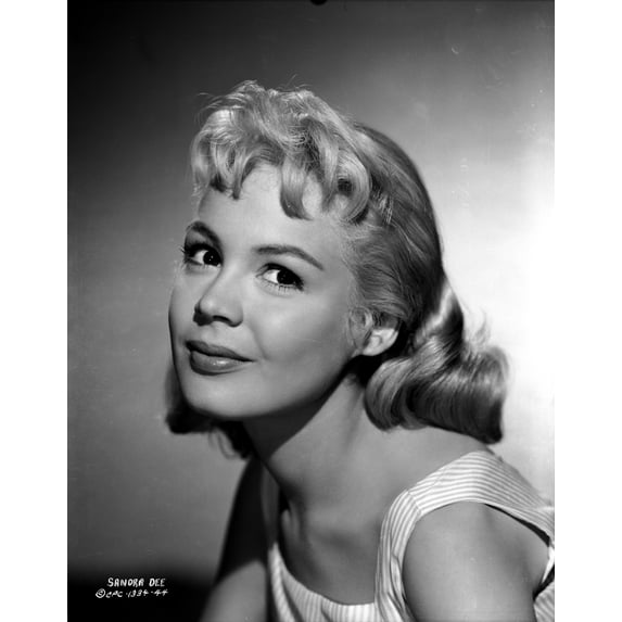 Sandra Dee in White Mini Skirt Portrait Photo Print (8 x 10)
