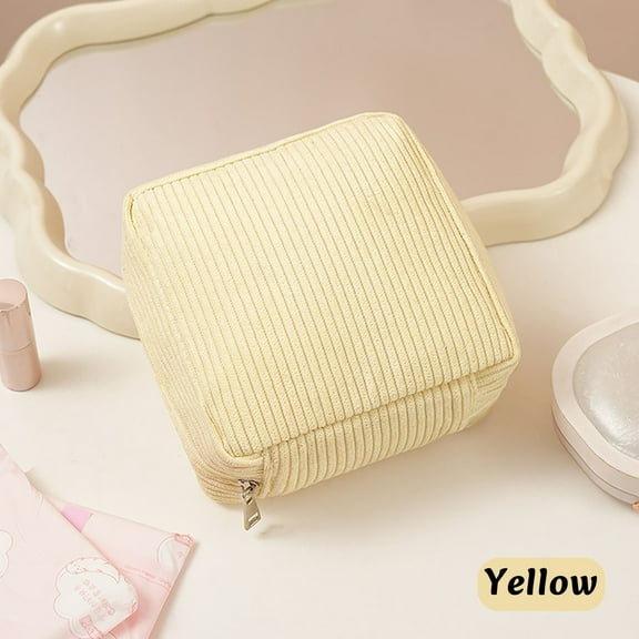 Sanitary Napkin Storage Bag Portable Organizer For Women Menstrual Pads Discreet Pouch men and women Period Bag With Zipper Travel Toiletry Organizer For Daily Use And Hygiene