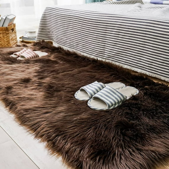 Sanmadrola Area Rugs for Living Room Bed Room Rugs Faux Fur Rug Faux Sheepskin Indoor Shag Area Rug Coffee