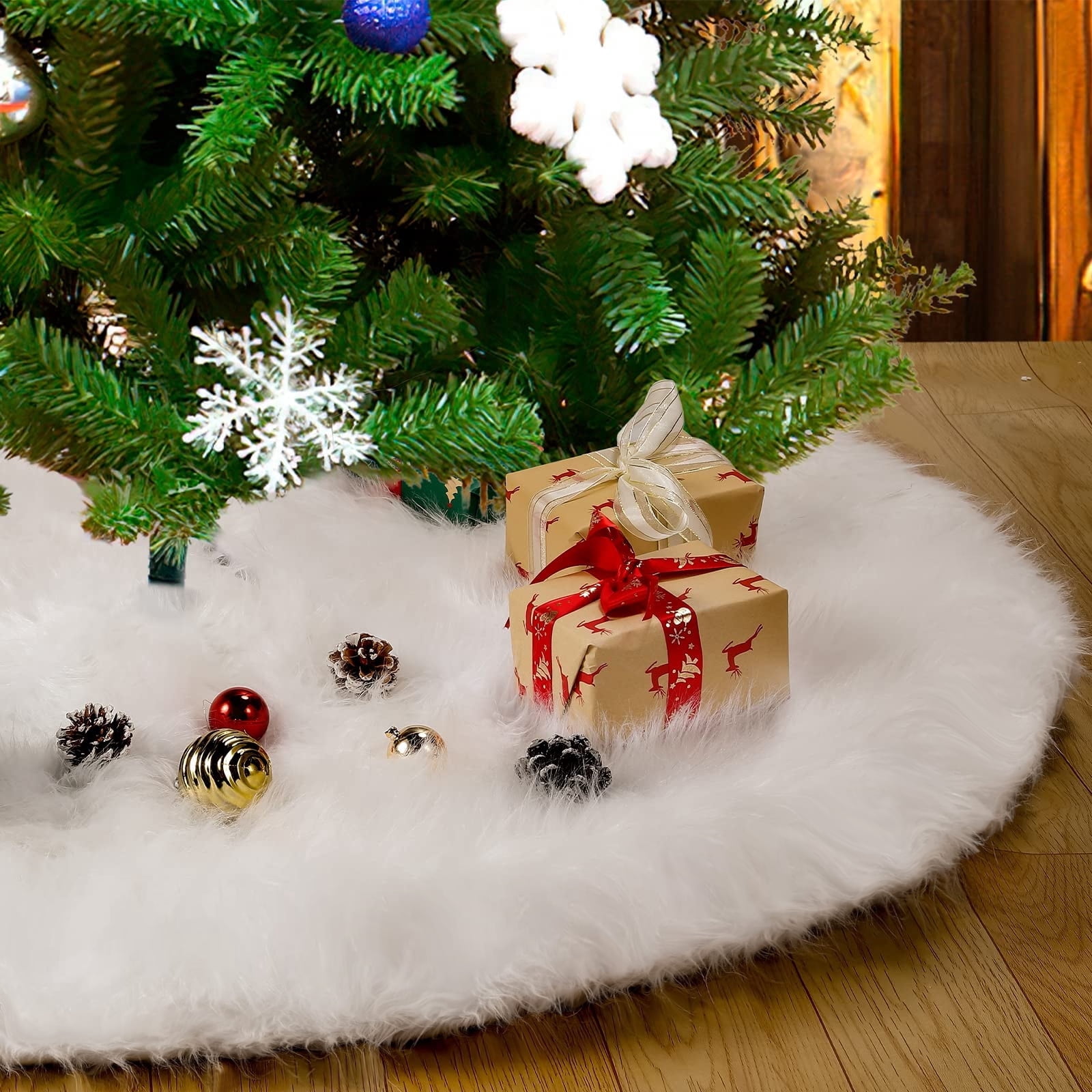 Sanmadrola Christmas Tree Skirt 48 Inch Faux Fur Xmas Plush Tree Skirt Winter Large Christmas Tree Mat Holiday Party Christmas Tree Decorations, Snowy White