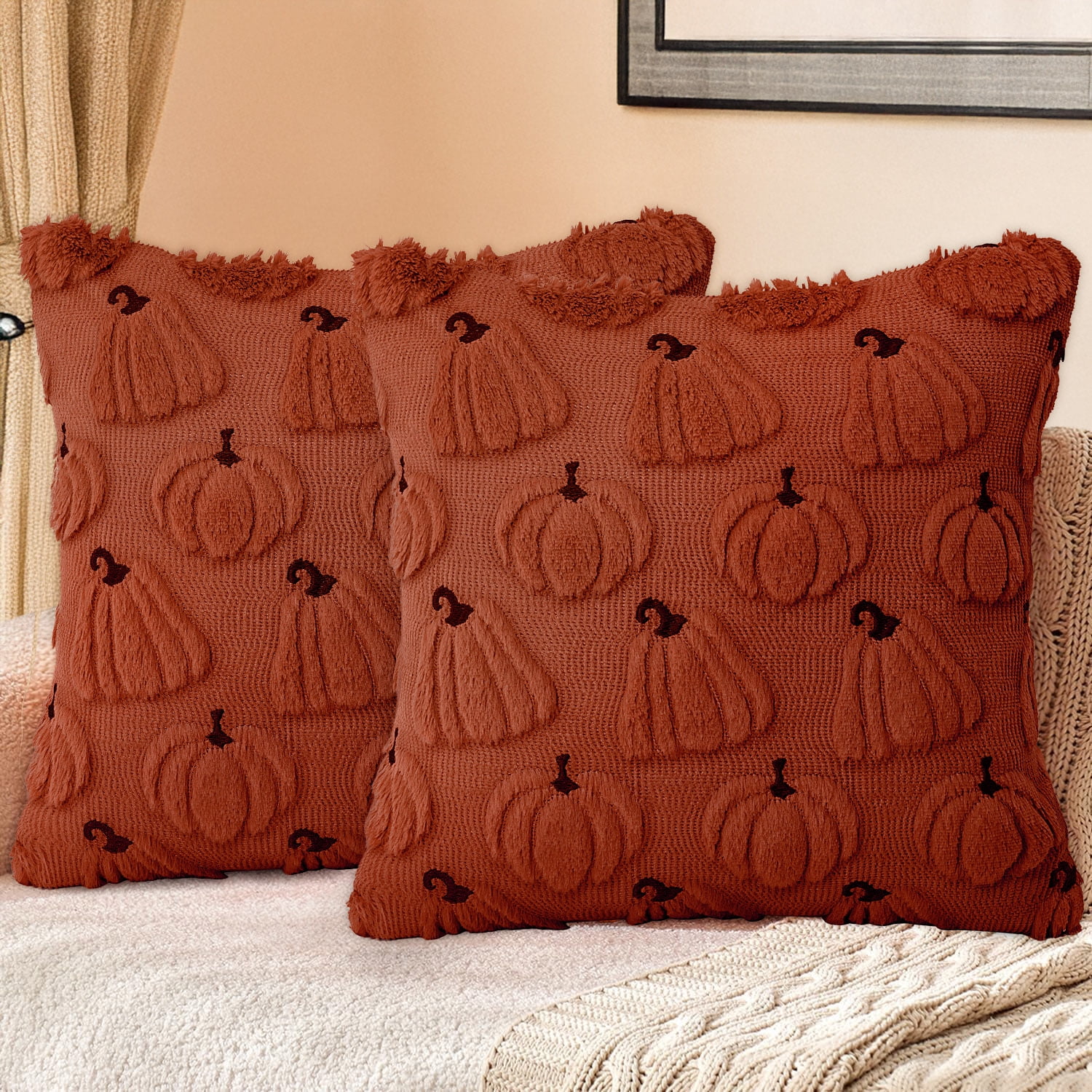 Sanmadrola Fall Pillow Covers 18x18 Throw Pillow Cases Set of 2 Halloween Thanksgiving Autumn Decorations Pumpkin Soft Plush Faux Fur Wool Couch Cushion Case for Sofa Bedroom Living Room Home Decor