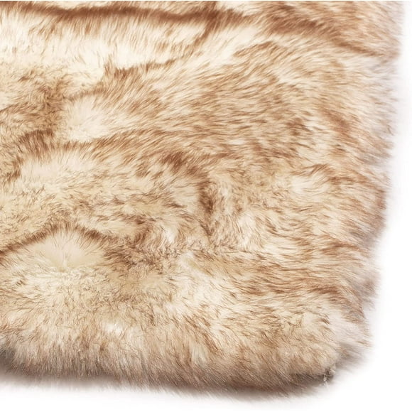 Sanmadrola Faux Fur Rug, Fluffy Soft Faux Fox Fur Area Rugs for Bedroom Livingroom Kids Room Decor, Shaggy Fur Rugs Anti-Skid 2x3 ft Rectangle White with Brown